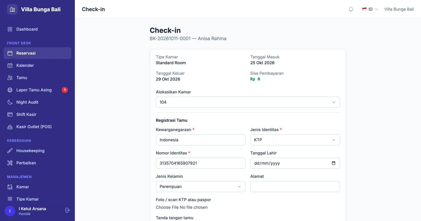 Tampilan HotelPro: Check-in lengkap dengan identitas tamu.