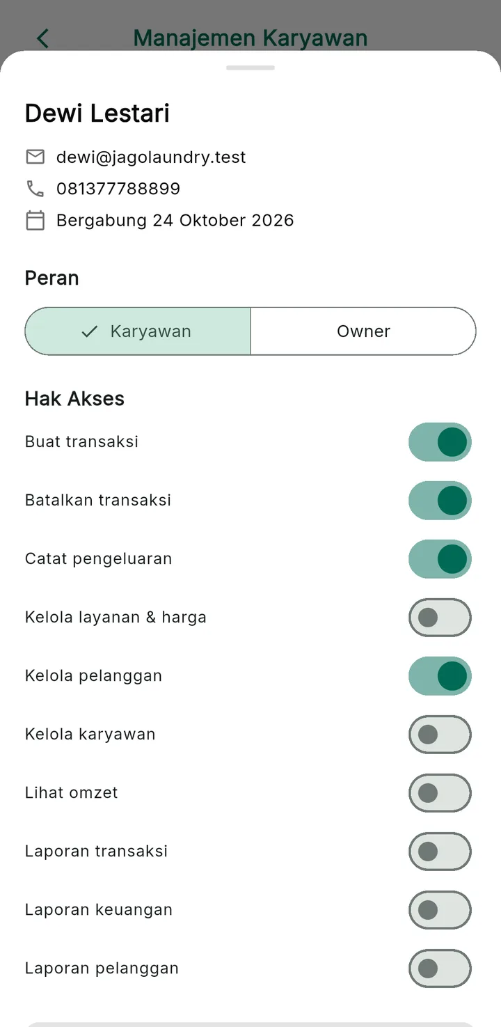 Tampilan LaundryPro: Uang laci cocok, akses karyawan terkendali.